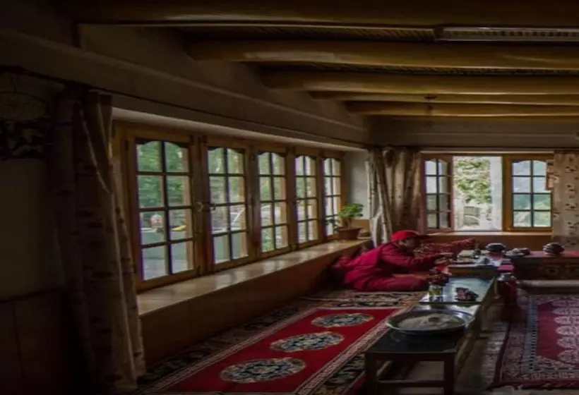 ペンション Tih Kailash Mansarovar Home Stay & Guest Hs