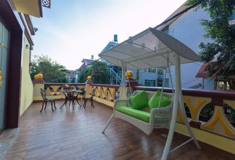 Majatalo Xiamen Feisu Champs Dora