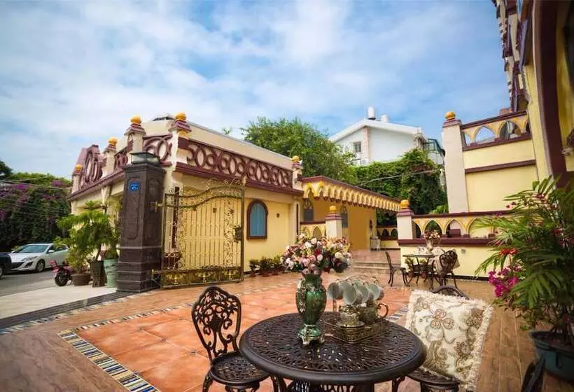 Majatalo Xiamen Feisu Champs Dora