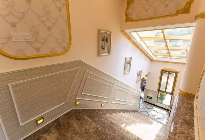 Majatalo Xiamen Feisu Champs Dora