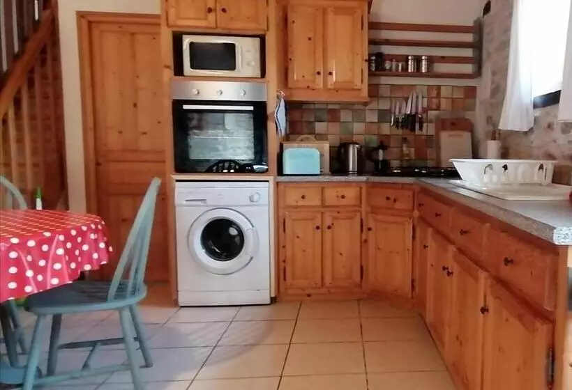 Aamiaismajoitus (B&B) La Vieille Gorce