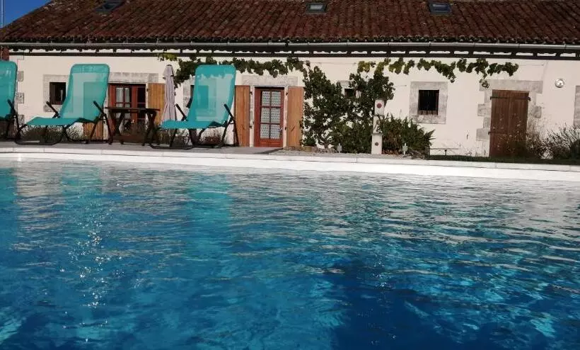 Aamiaismajoitus (B&B) La Vieille Gorce