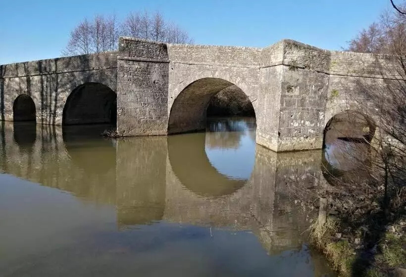 Aamiaismajoitus (B&B) La Vieille Gorce