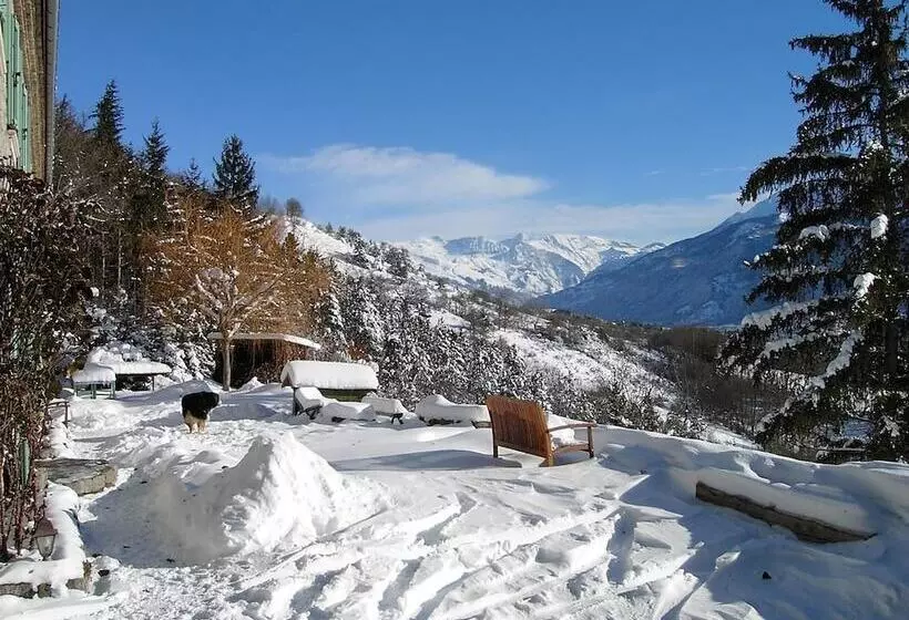 Aamiaismajoitus (B&B) Les Chemins Verts. Chambre D Hôtes