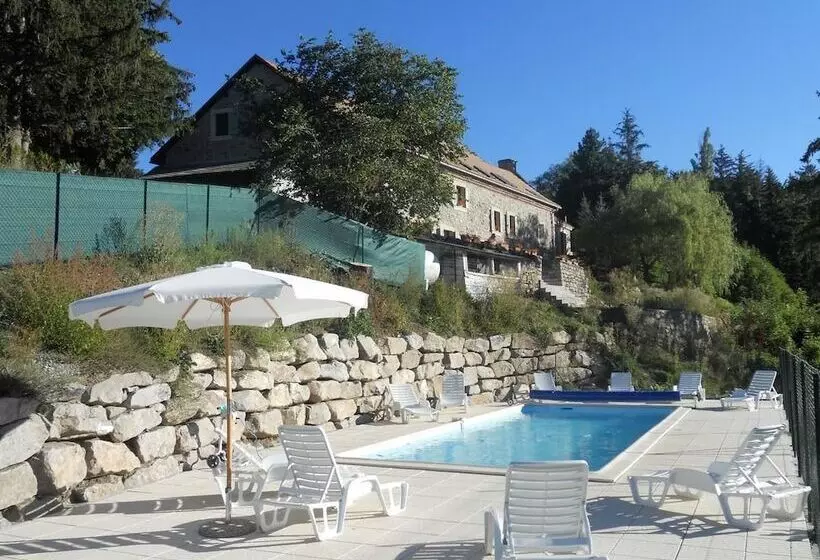 Aamiaismajoitus (B&B) Les Chemins Verts. Chambre D Hôtes