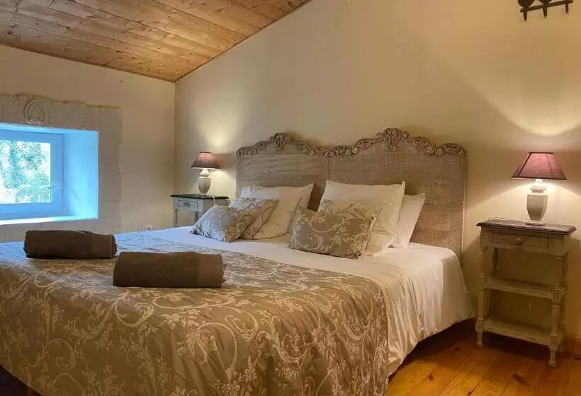 تختخواب و صبحانه Maison D'emmannaelle