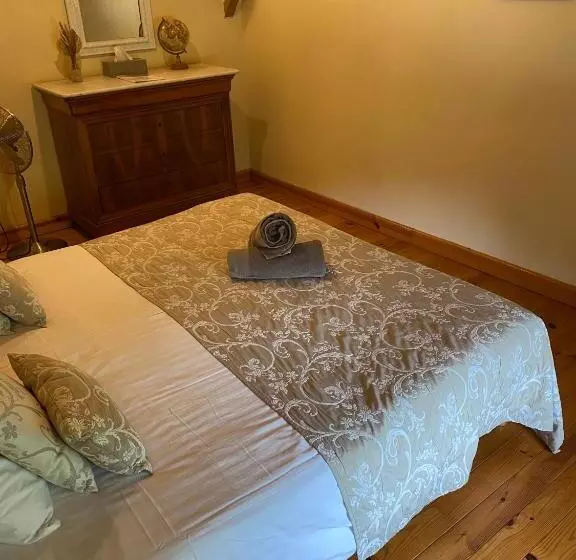 تختخواب و صبحانه Maison D'emmannaelle