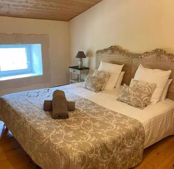 تختخواب و صبحانه Maison D'emmannaelle