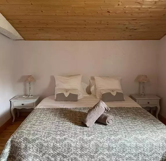 تختخواب و صبحانه Maison D'emmannaelle