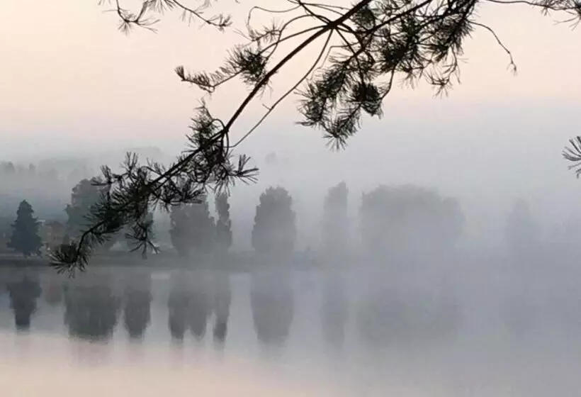 ベッドアンドブレックファースト Sköna Rum Fryksta