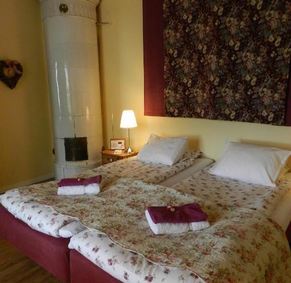 צימר Sköna Rum Fryksta