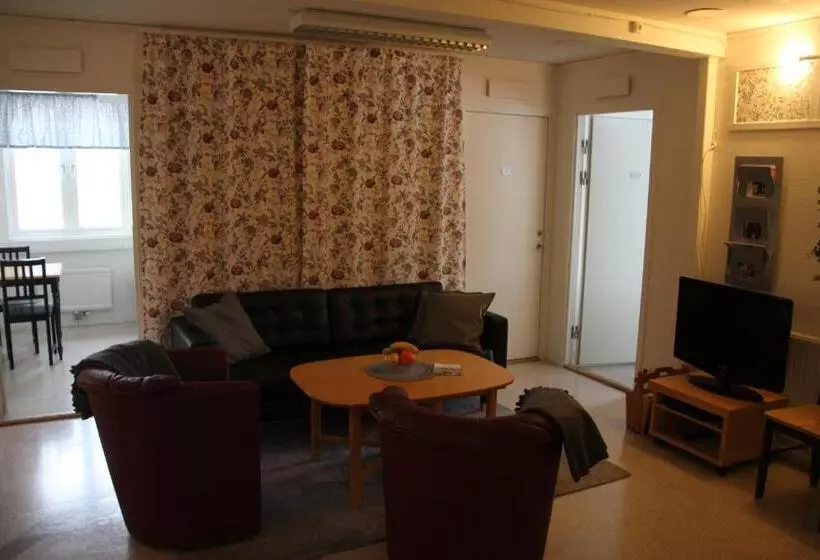 ベッドアンドブレックファースト Sköna Rum Fryksta