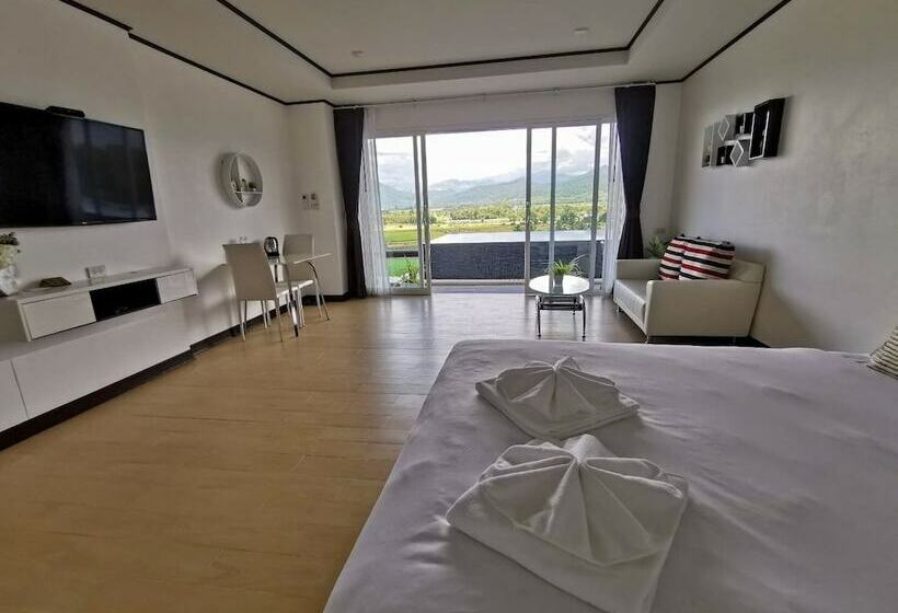 בית מלון כפרי C View