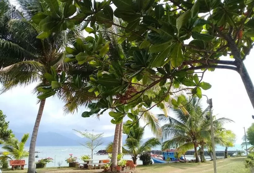 ホテル Chuttong Resort