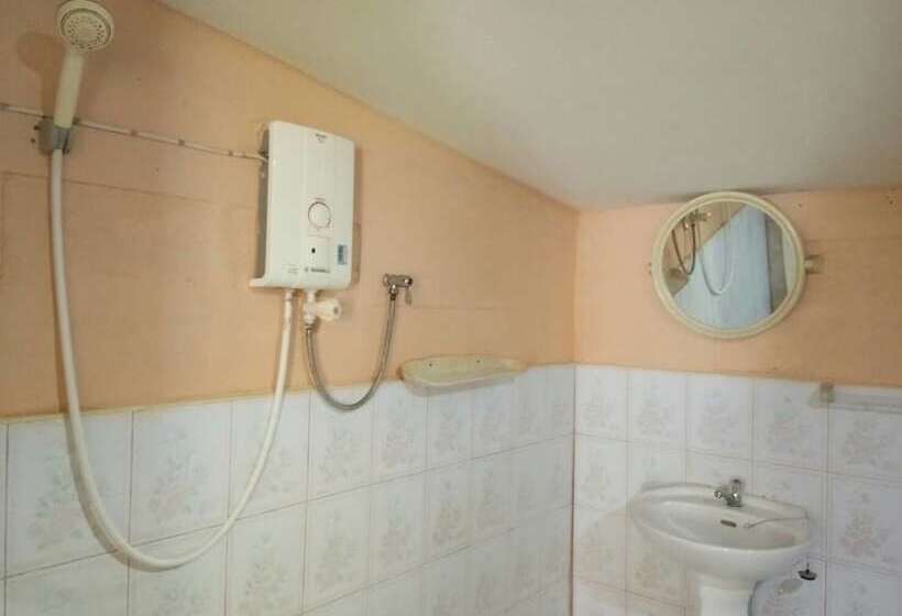 فندق Chuttong Resort