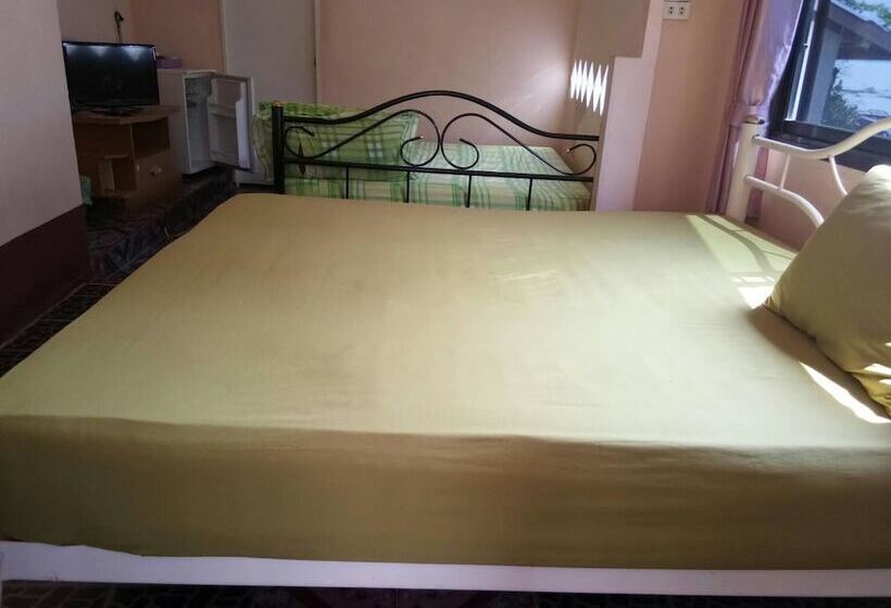 فندق Chuttong Resort