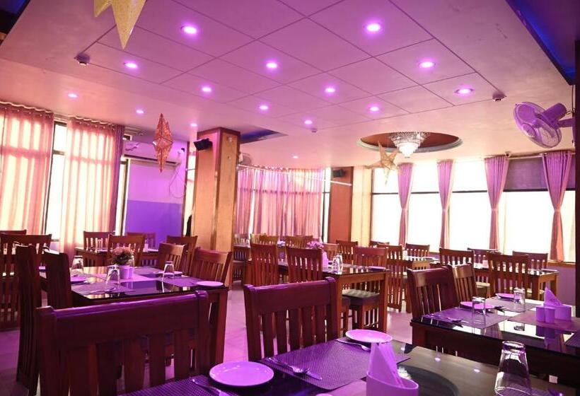 فندق Dooars Mountain