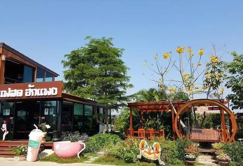 Hotelli Hugphaeng Garden