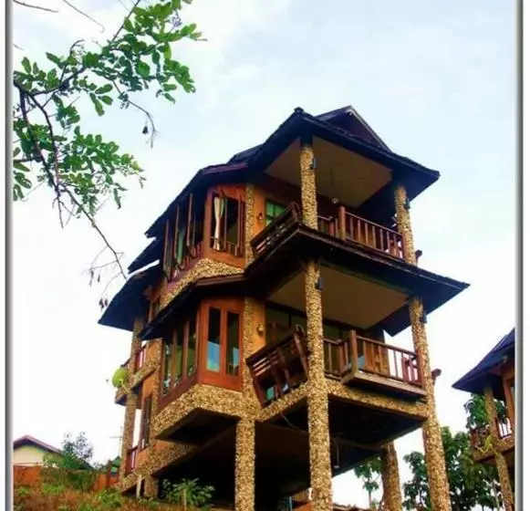 ホテル Khunyuam Resort