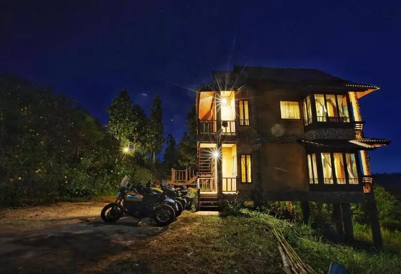 ホテル Khunyuam Resort