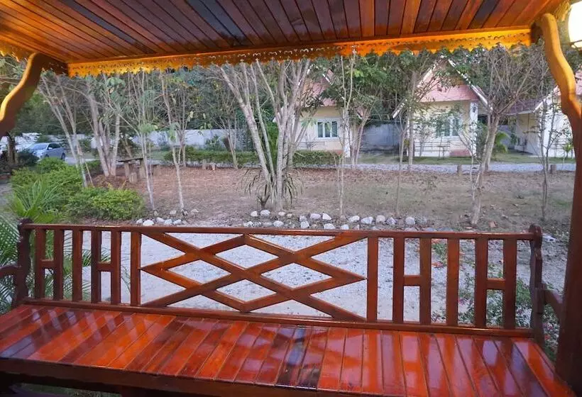 Hotelli Nam Khong Tara Resort