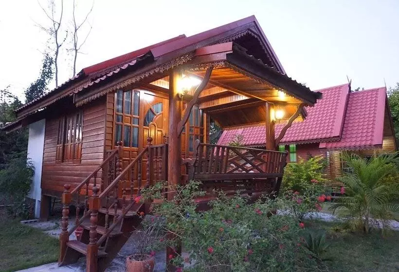 Hotelli Nam Khong Tara Resort