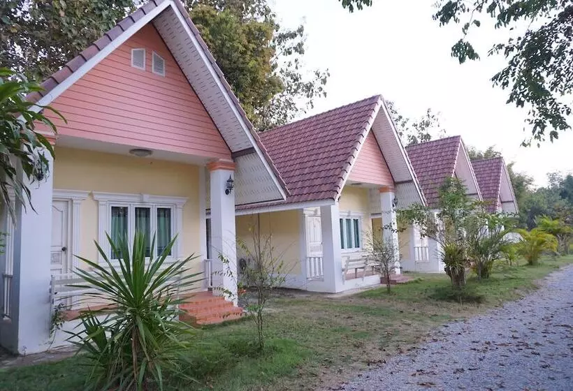 Hotelli Nam Khong Tara Resort