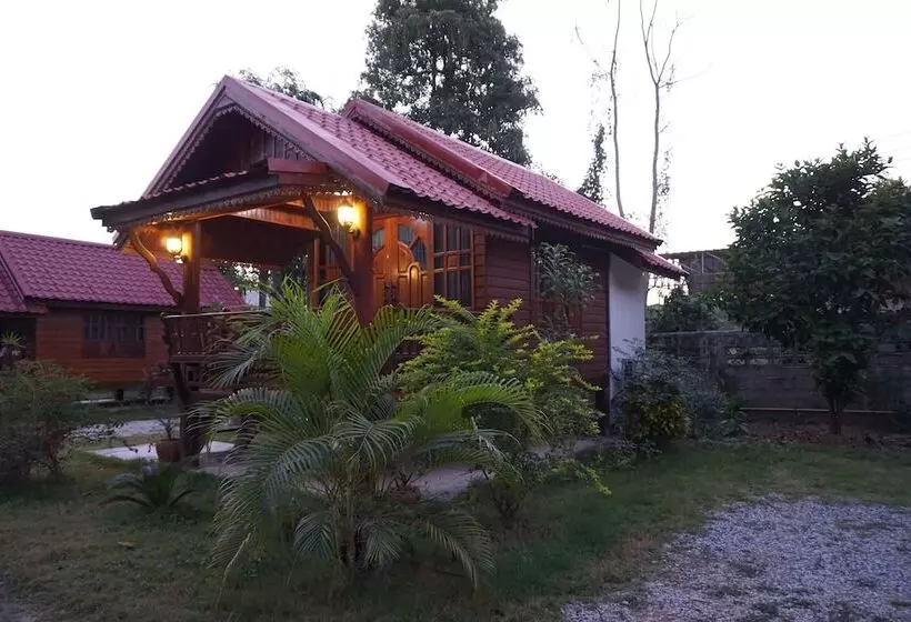 Hotelli Nam Khong Tara Resort