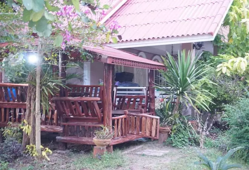 Hotelli Nam Khong Tara Resort