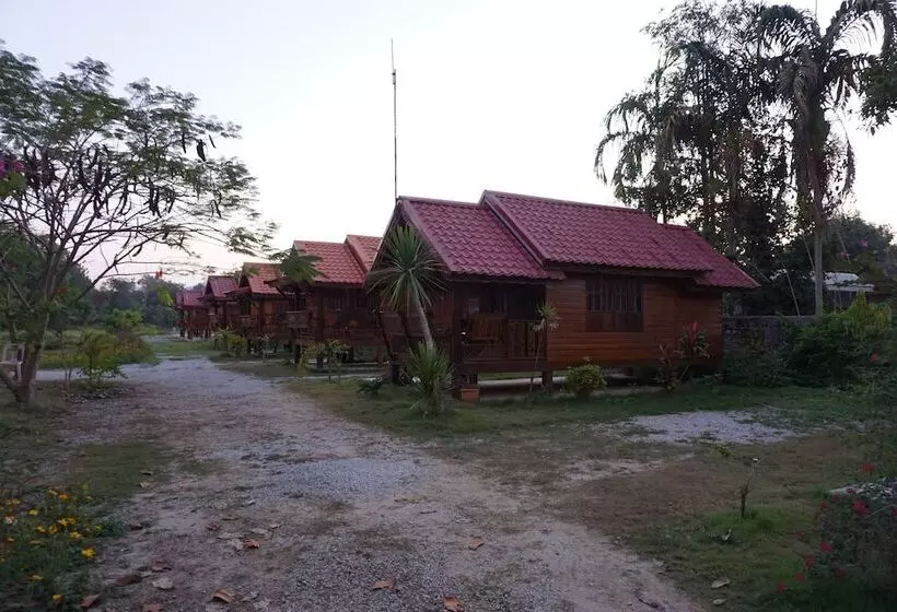 Hotelli Nam Khong Tara Resort