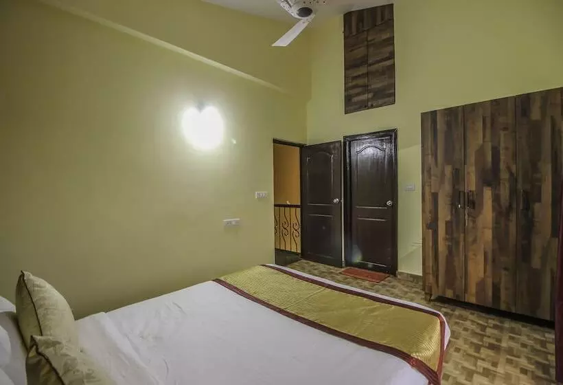 ホテル Oyo 10402 Home 4bhk Villa Panjim Old Goa Highway