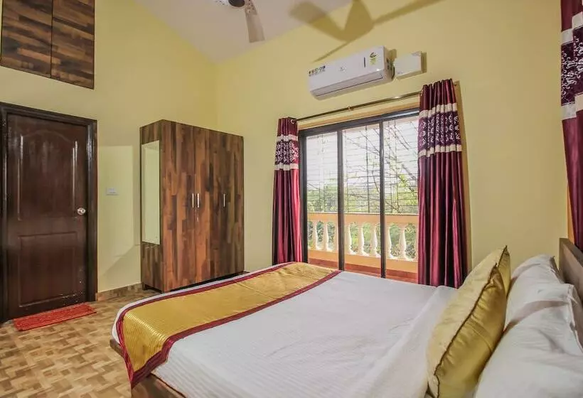 ホテル Oyo 10402 Home 4bhk Villa Panjim Old Goa Highway