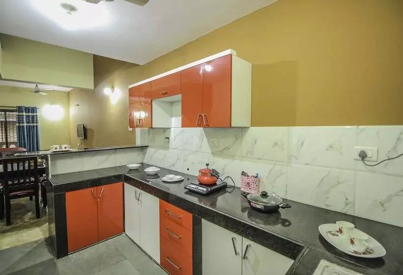 ホテル Oyo 10402 Home 4bhk Villa Panjim Old Goa Highway