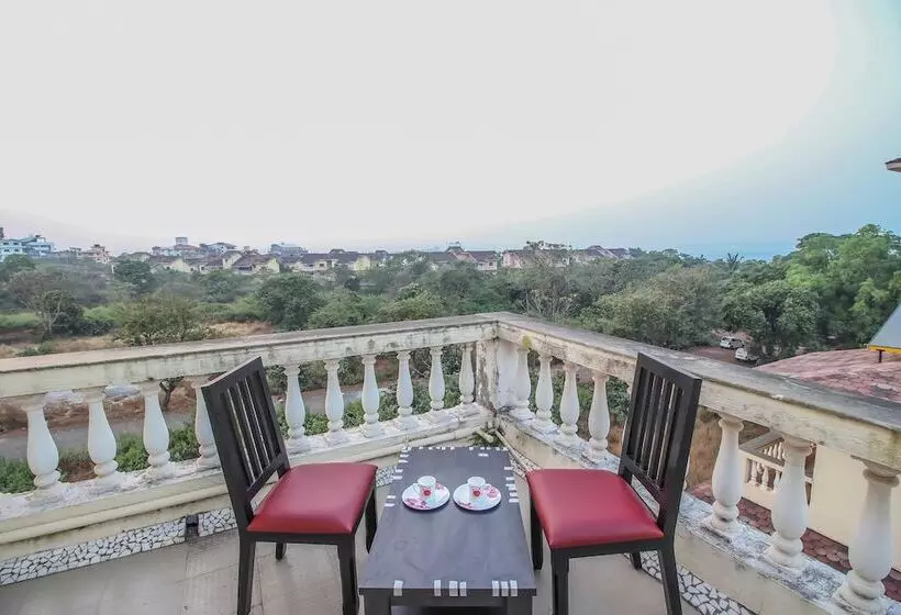 ホテル Oyo 10402 Home 4bhk Villa Panjim Old Goa Highway