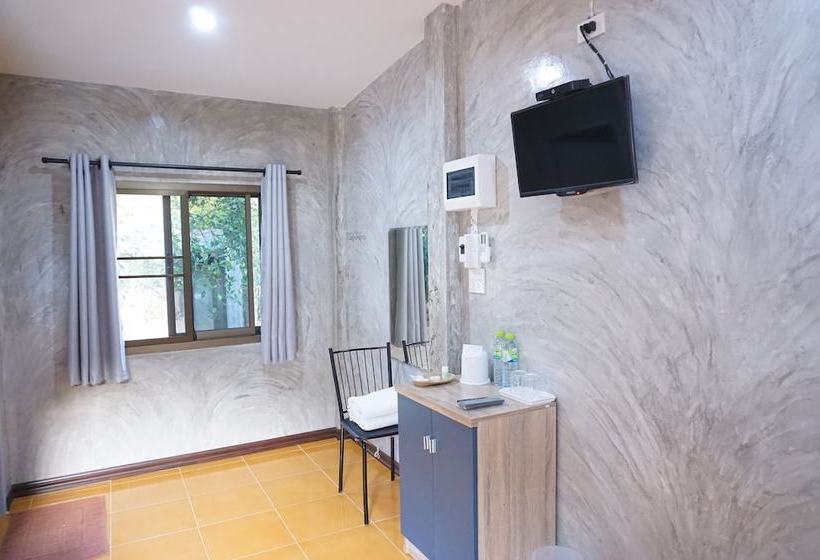 Hotel Ratchanee Resort Ban Rai