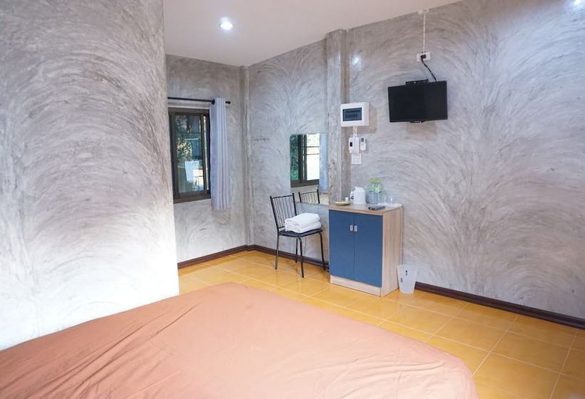 Hotel Ratchanee Resort Ban Rai