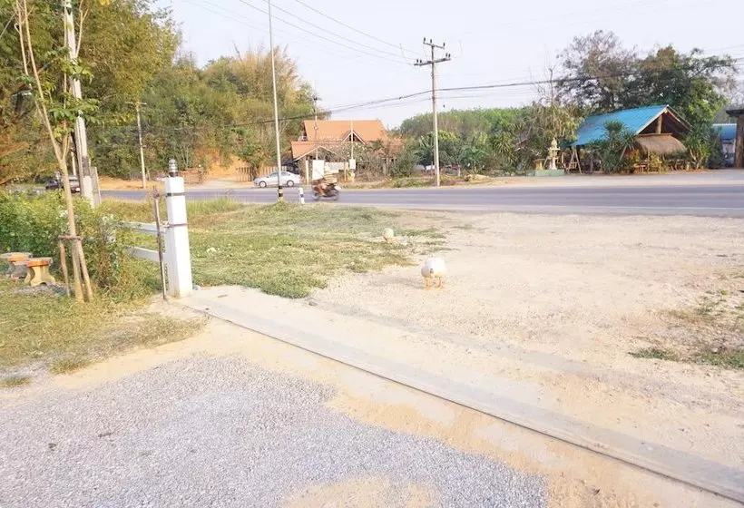 ホテル Ratchanee Resort Ban Rai