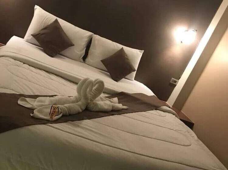 בית מלון כפרי Safe House Phatthalung Resort