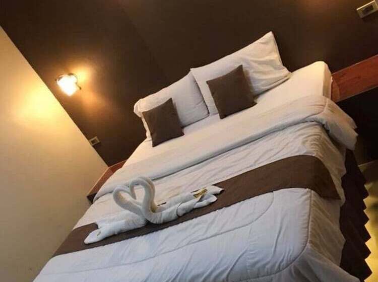 בית מלון כפרי Safe House Phatthalung Resort