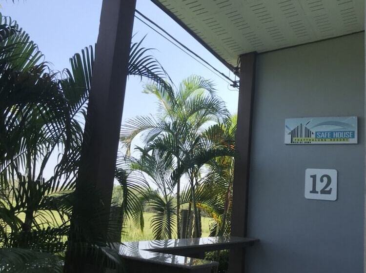בית מלון כפרי Safe House Phatthalung Resort