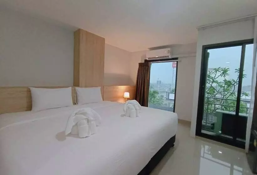 Hotelli Sasi Nonthaburi