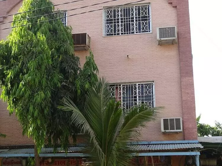 ホテル Shantinath Palace