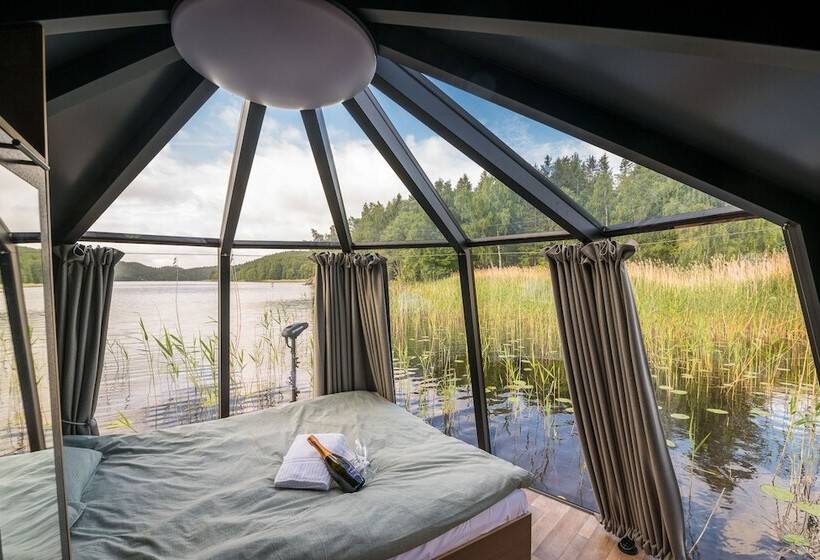 בית מלון כפרי Sju Sjöar Konferens