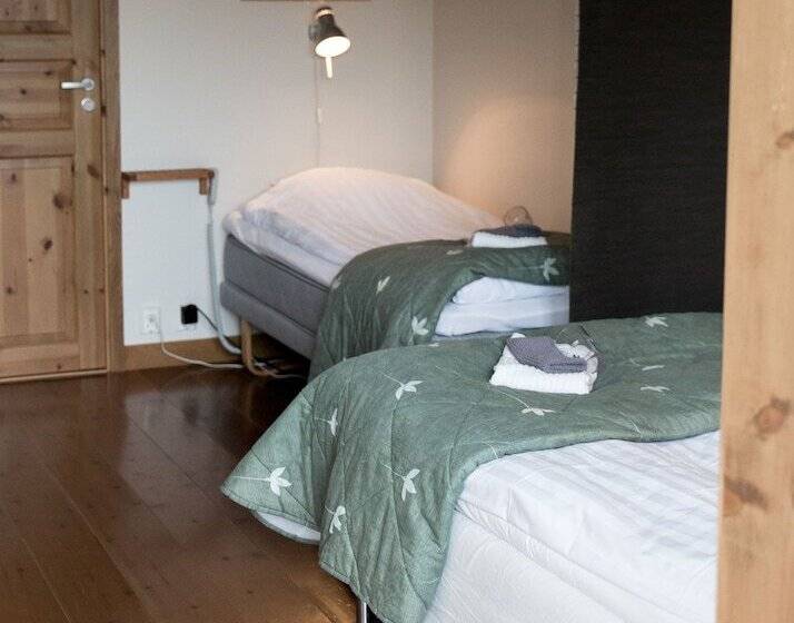 בית מלון כפרי Sju Sjöar Konferens