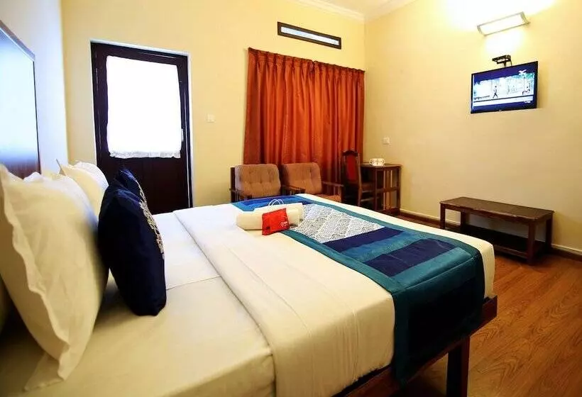 ホテル Sn International By Oyo Rooms