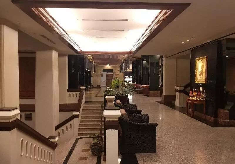 Hotelli Songphanburi