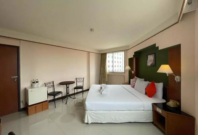 Hotelli Songphanburi