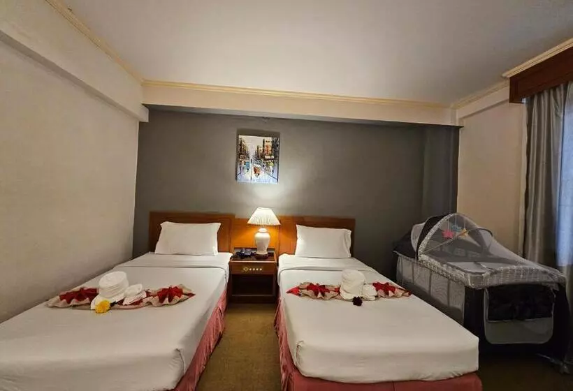 Hotelli Songphanburi