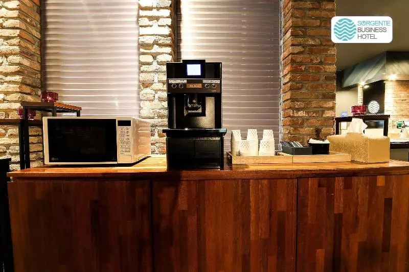 ホテル Sorgente Business