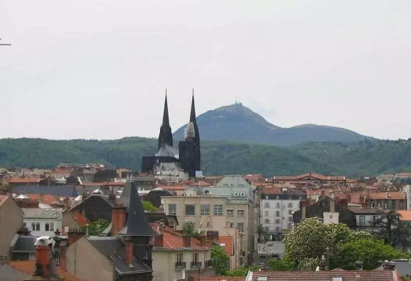 ペンション La Maison Du Chevalier